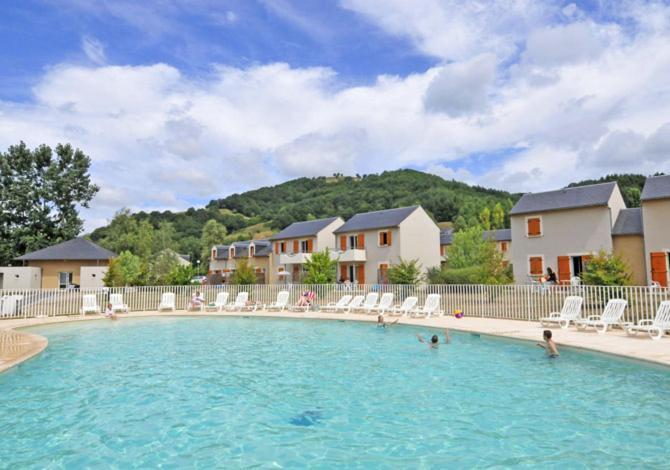 T3 La Savane Saint Geniez D'Olt 2 Piscines Chauffees Dans Une Charmante Residence De Vacances Buitenkant foto