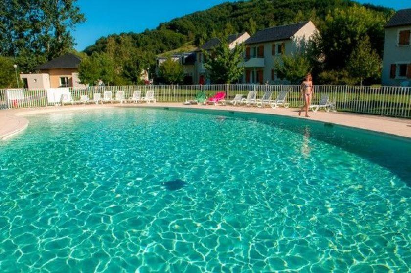 T3 La Savane Saint Geniez D'Olt 2 Piscines Chauffees Dans Une Charmante Residence De Vacances Buitenkant foto